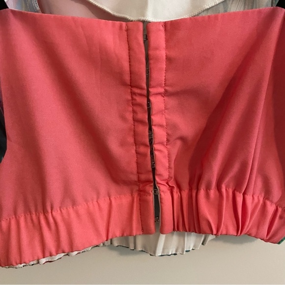 Clover Canyon Multicolor Print Crop Top Floral Leaves Size Small - Picture 7 of 10